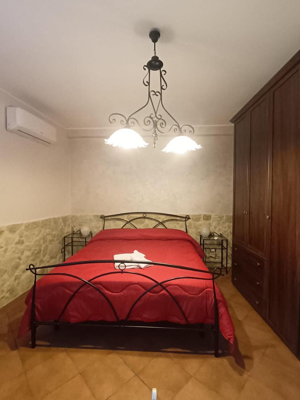 Abbentu Apartment Zafferana Etnea Ngoại thất bức ảnh